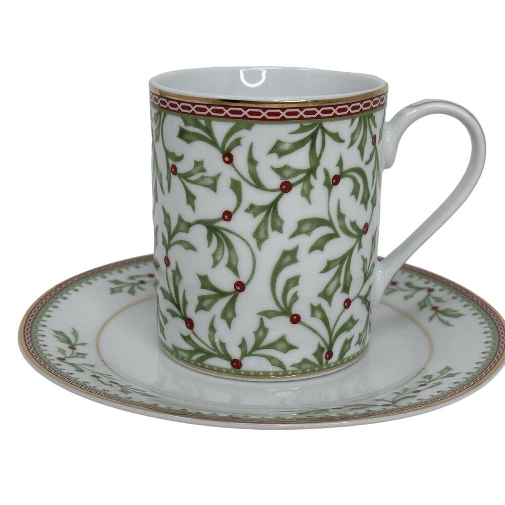 Mikasa Holiday Traditions Coffee / Tea Mug And Saucer